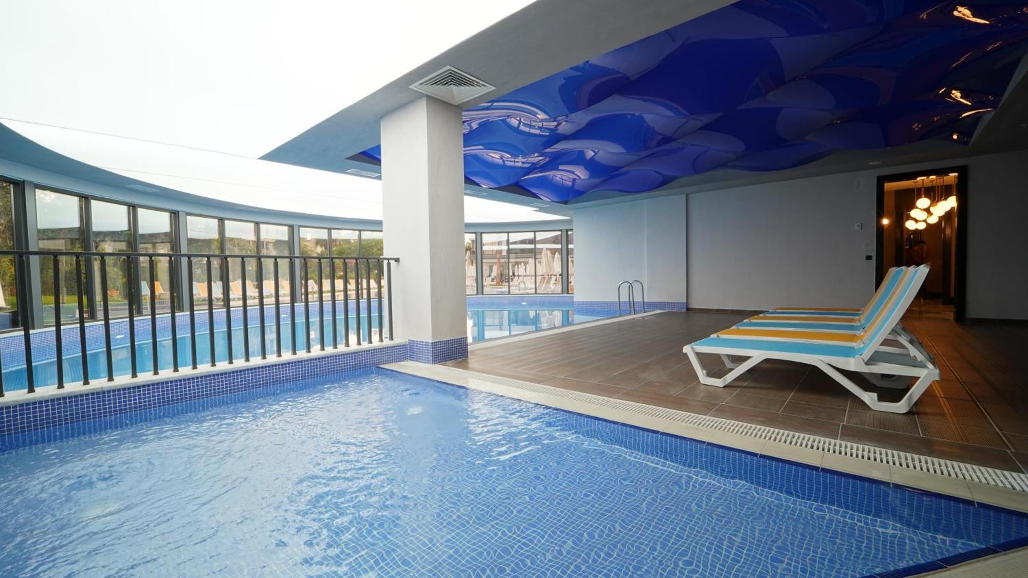 The Raga Side Ultra All Inclusive (Adults Only) Exterior foto